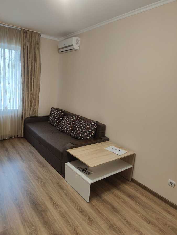 Аренда 1-комнатной квартиры 40 м², Бориса Гмыри ул., 14 (ЖД ГАЛИЦКИЙ)