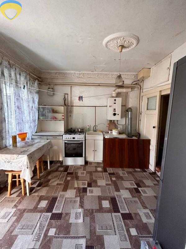 Продаж 2-кімнатної квартири 30 м², Різовська вул.