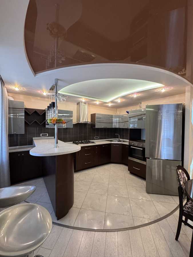 Продаж 3-кімнатної квартири 90 м², Ядова Сергея вул.