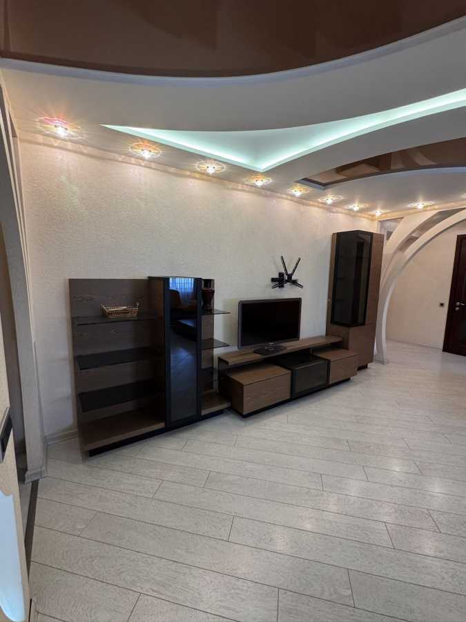 Продаж 3-кімнатної квартири 90 м², Ядова Сергея вул.