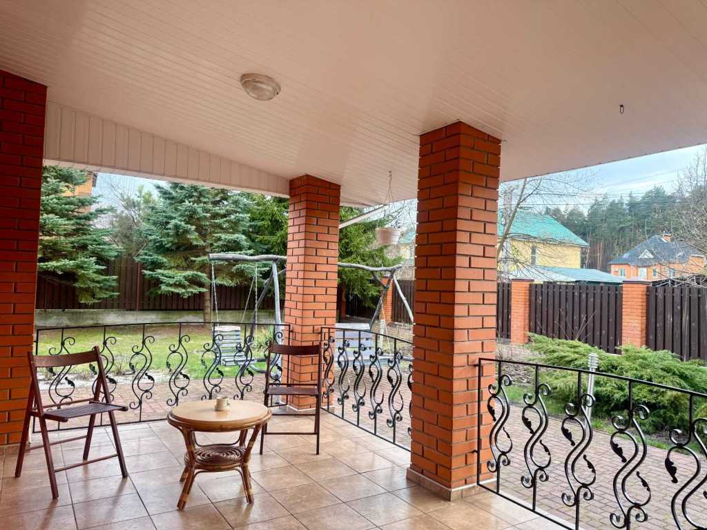 Оренда 4-кімнатної квартири 187 м², Леси Украинки