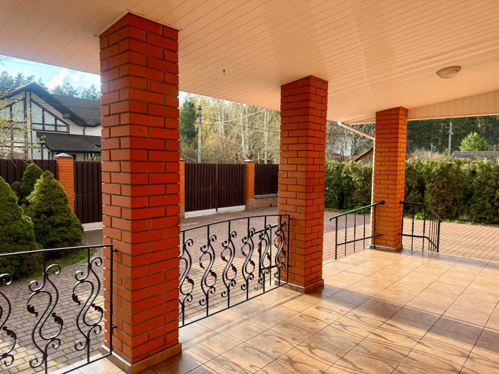 Оренда 4-кімнатної квартири 187 м², Леси Украинки