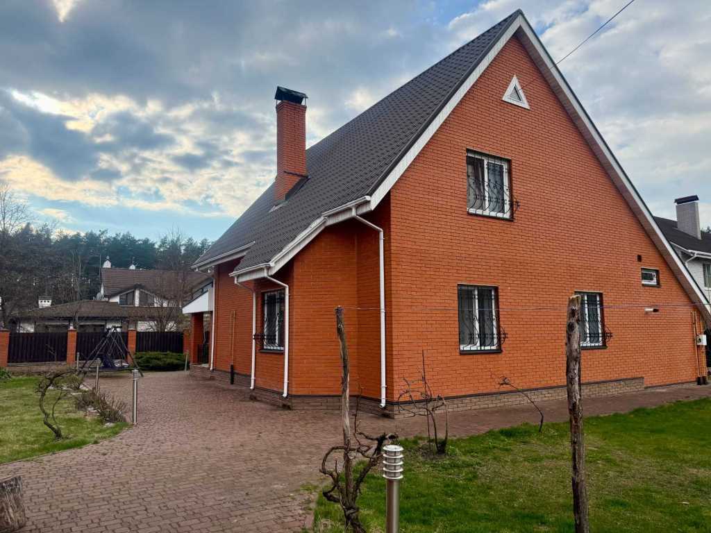 Оренда 4-кімнатної квартири 187 м², Леси Украинки