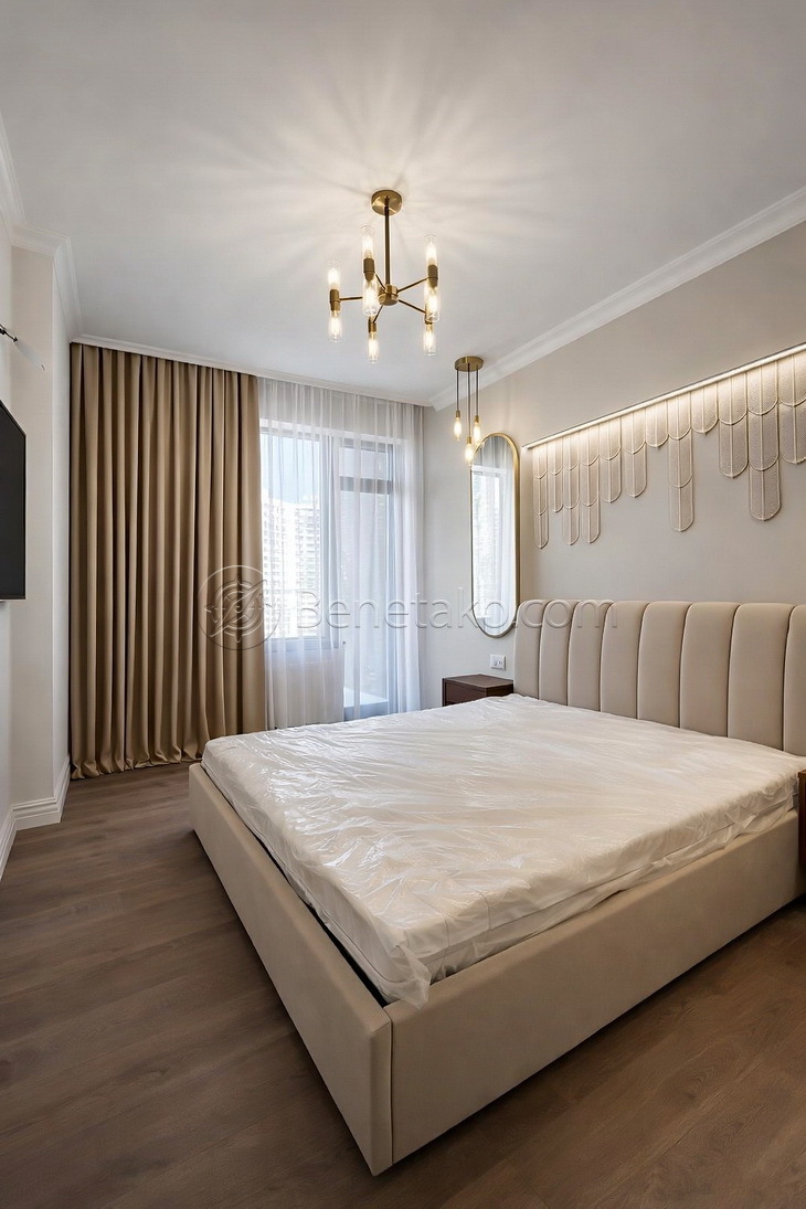 Продаж 3-кімнатної квартири 67 м², Светлая вул., Генуэзская, 1/1