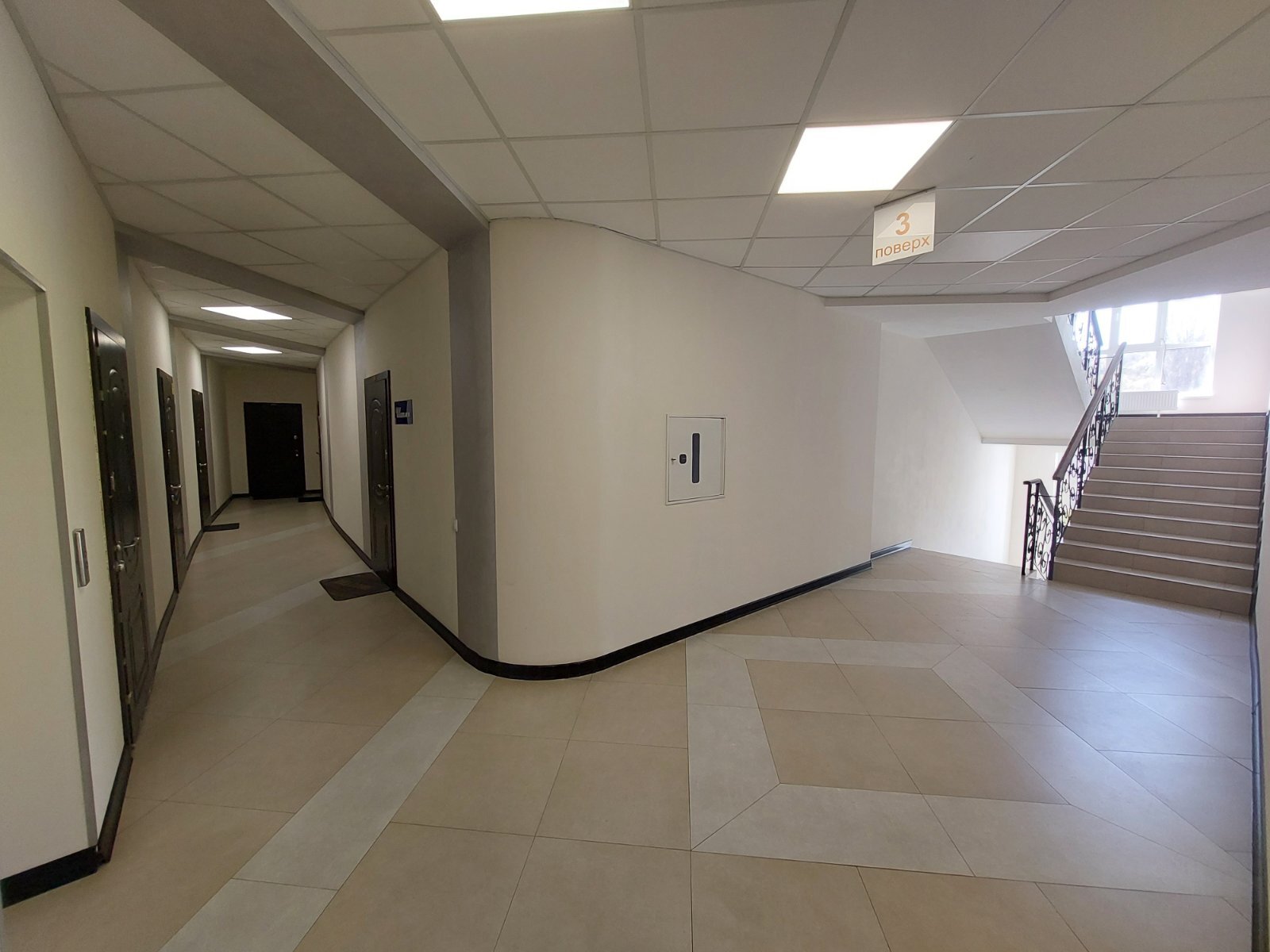 Оренда офісу 93 м², Костянтинівська вул., 75