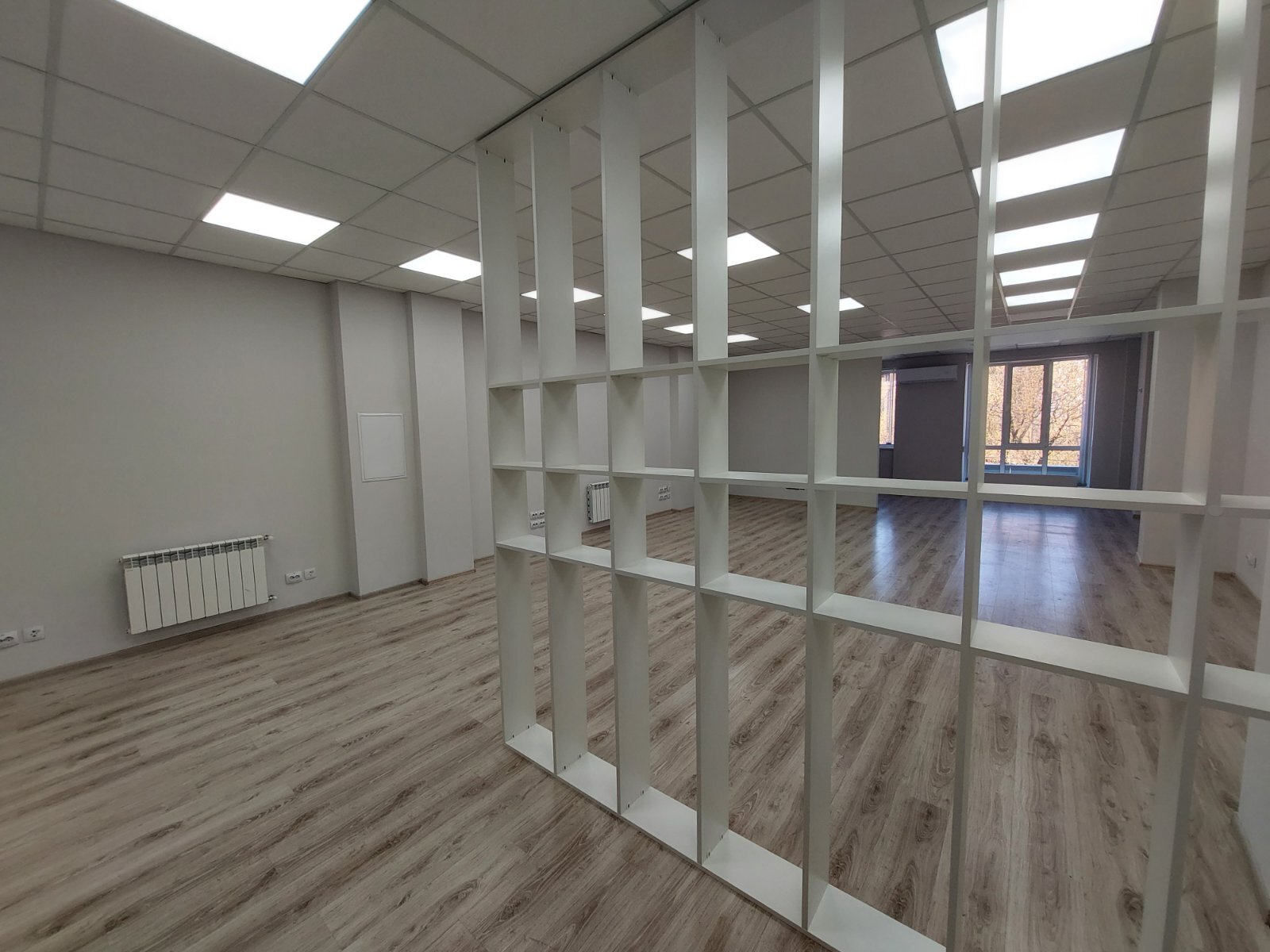 Оренда офісу 93 м², Костянтинівська вул., 75