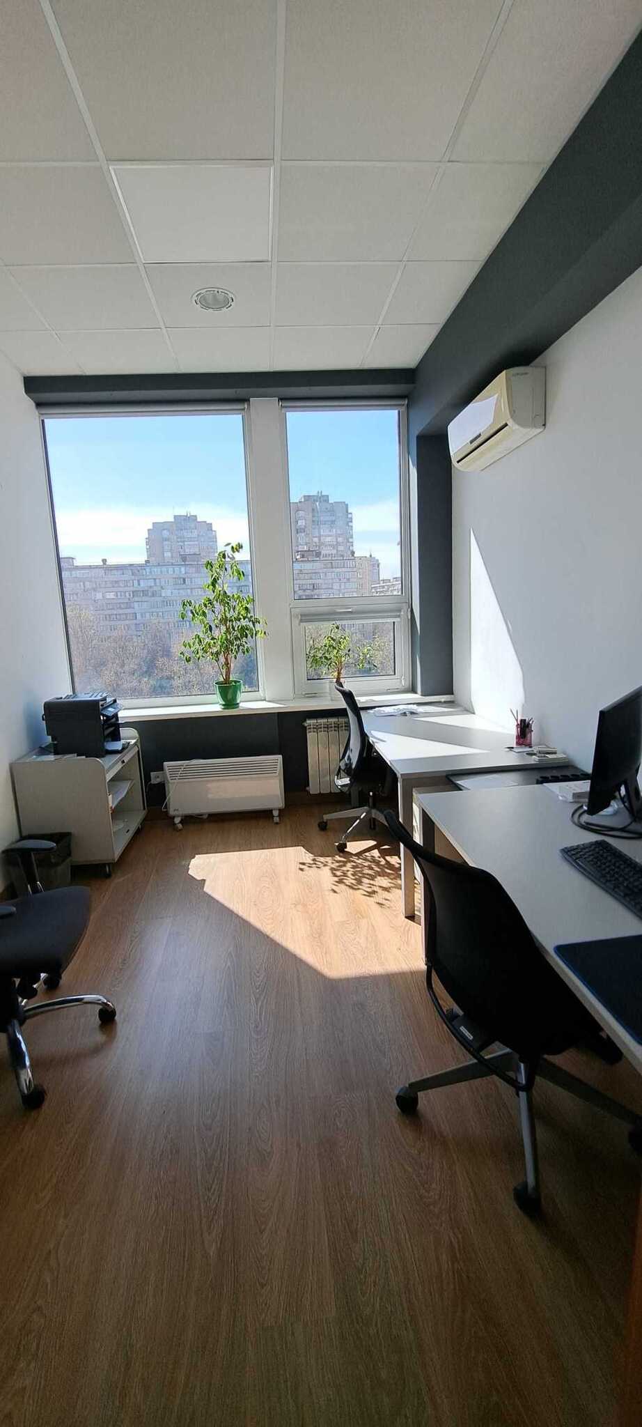 Оренда офісу 350 м², Євгена Сверстюка вул., 11