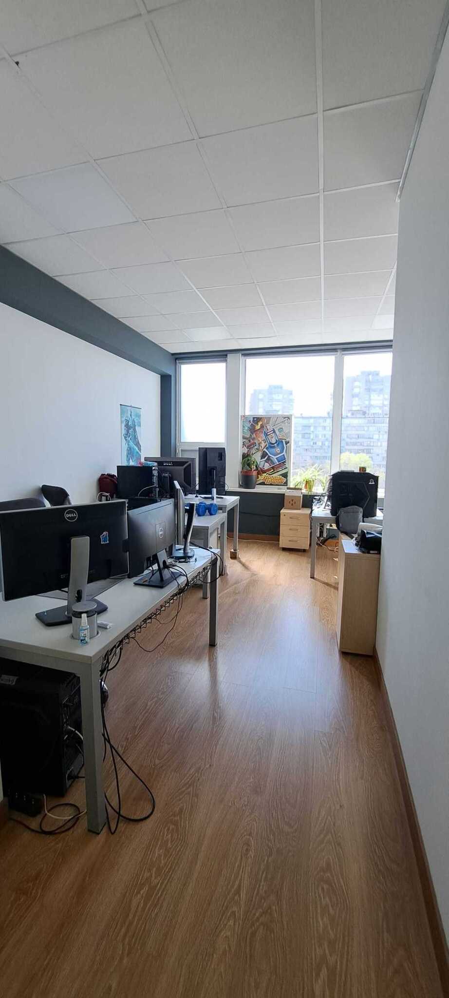 Оренда офісу 350 м², Євгена Сверстюка вул., 11