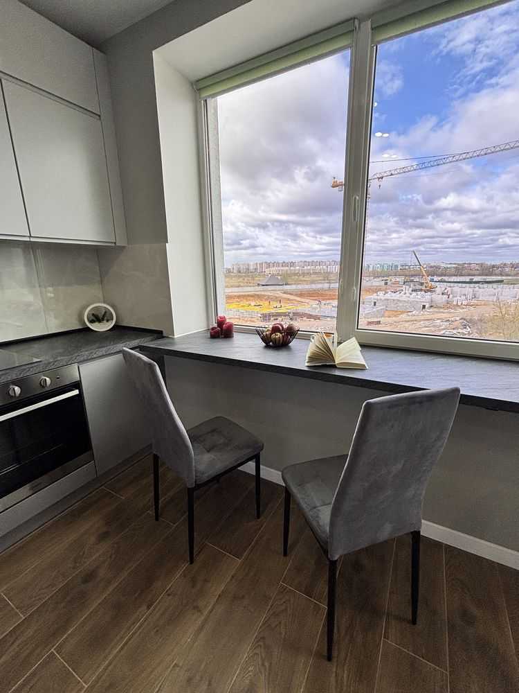 Продаж 1-кімнатної квартири 27 м², Героїв Небесної Сотні просп.