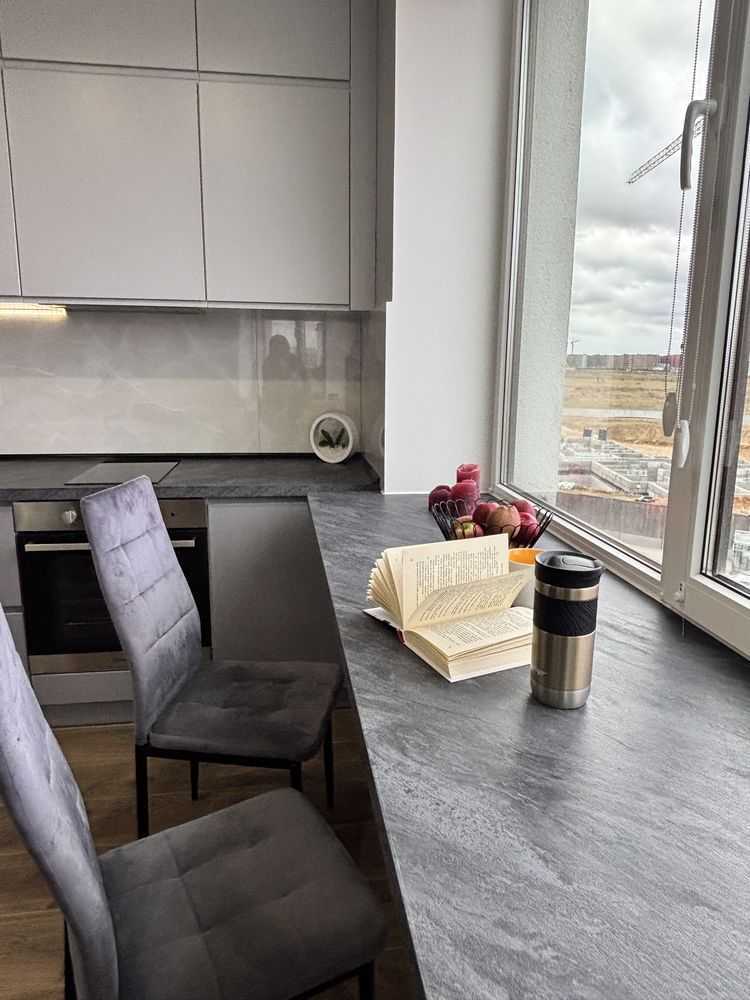 Продаж 1-кімнатної квартири 27 м², Героїв Небесної Сотні просп.