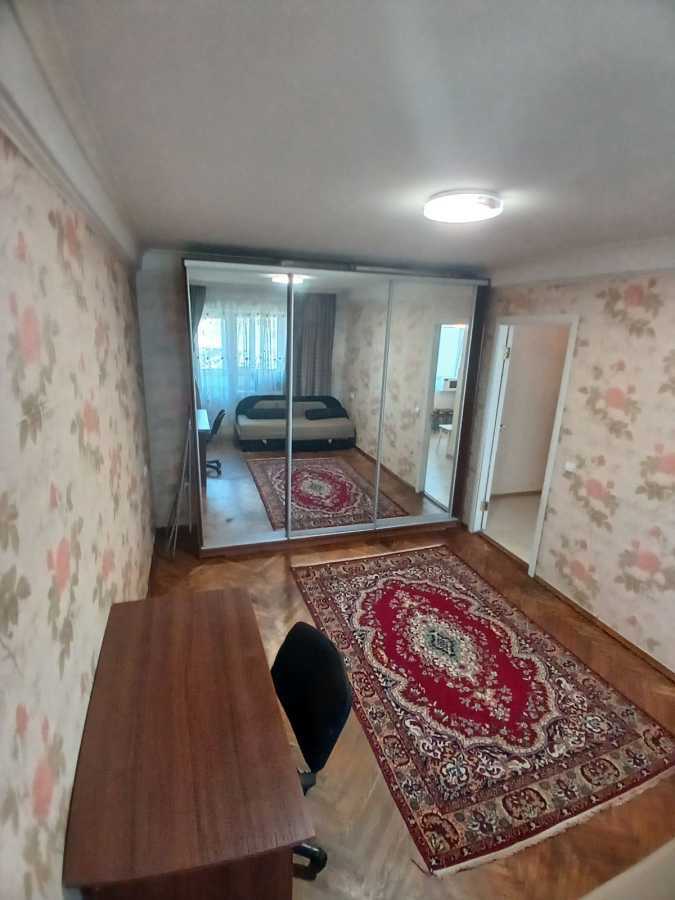 Оренда 1-кімнатної квартири 35 м², Привокзальна вул., 8