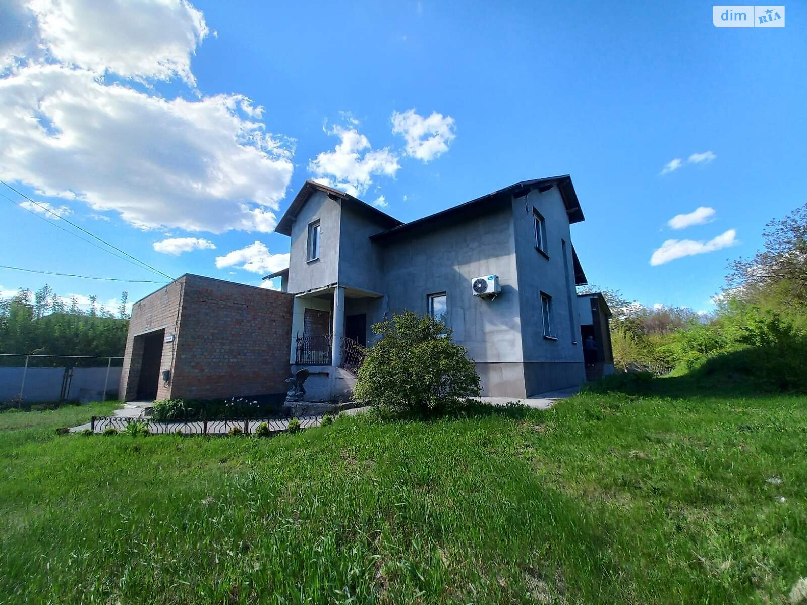 Продажа дома 298.2 м², Максима Рыльского ул.