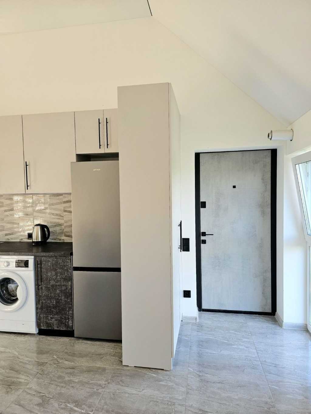 Оренда 2-кімнатної квартири 44 м², Тунельна вул.