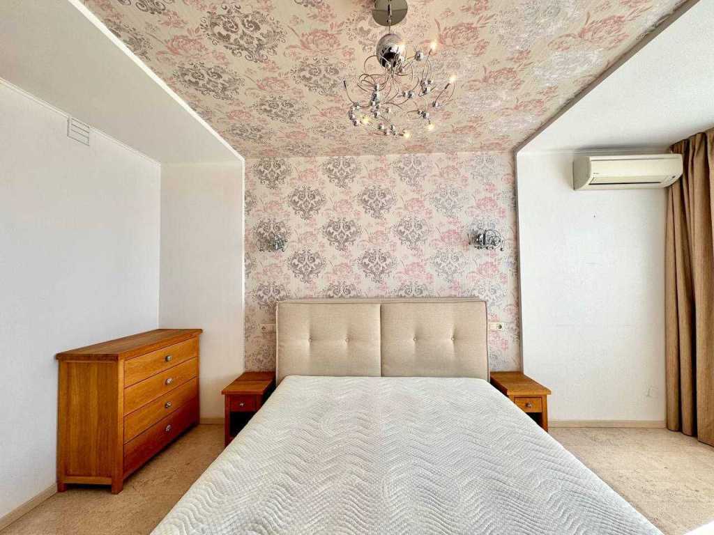 Аренда 3-комнатной квартиры 124 м², Урловская ул., 40