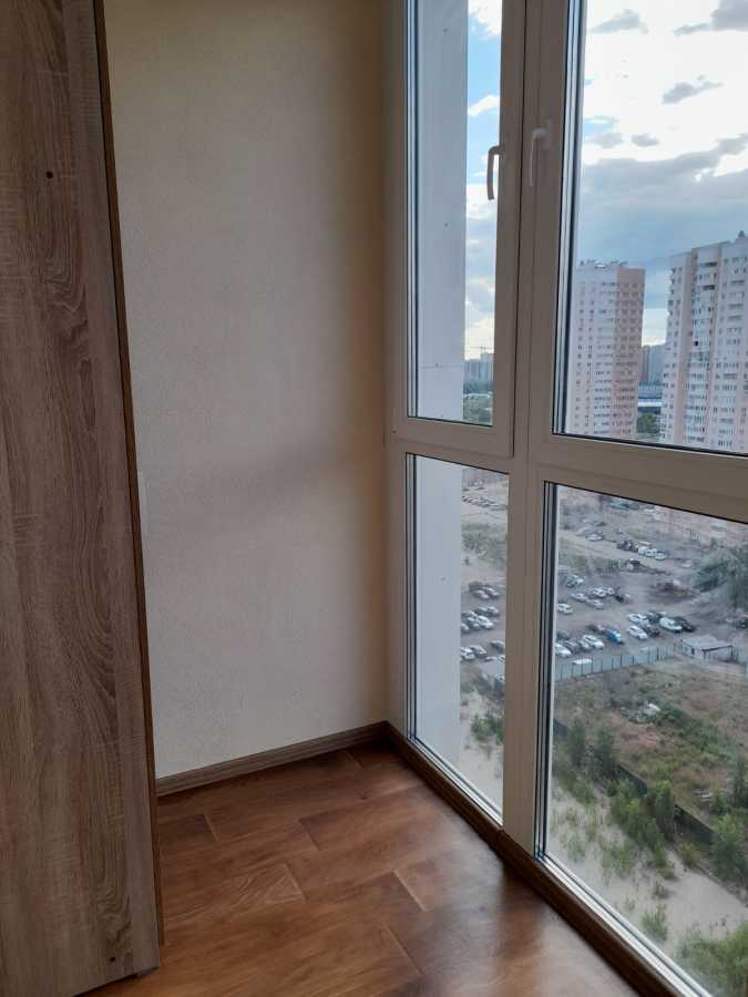 Оренда 1-кімнатної квартири 51 м², Ревуцького вул., 54