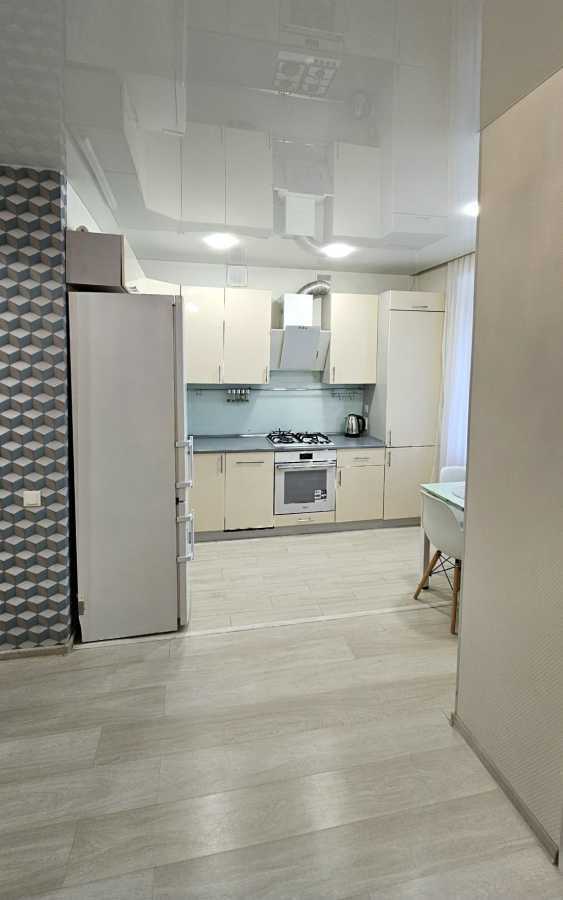 Продаж 1-кімнатної квартири 40 м², Боголюбова вул., 13