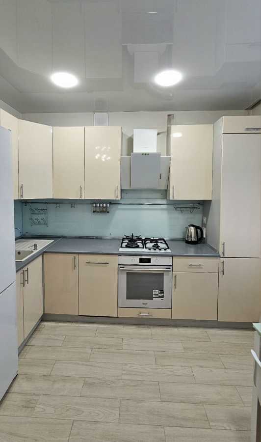 Продаж 1-кімнатної квартири 40 м², Боголюбова вул., 13