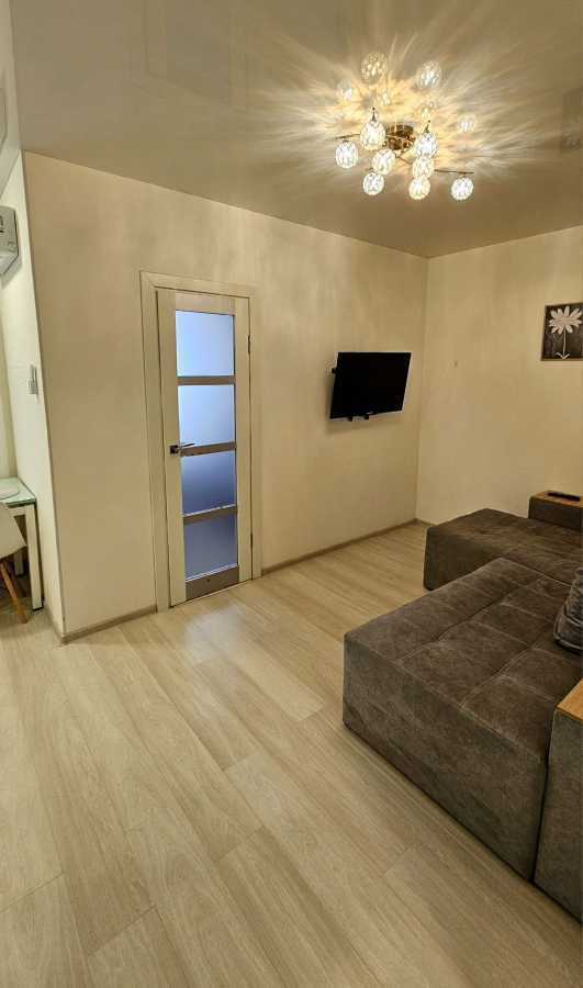 Продаж 1-кімнатної квартири 40 м², Боголюбова вул., 13