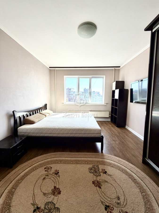 Продаж 2-кімнатної квартири 58 м², Миколи Закревського вул., 13