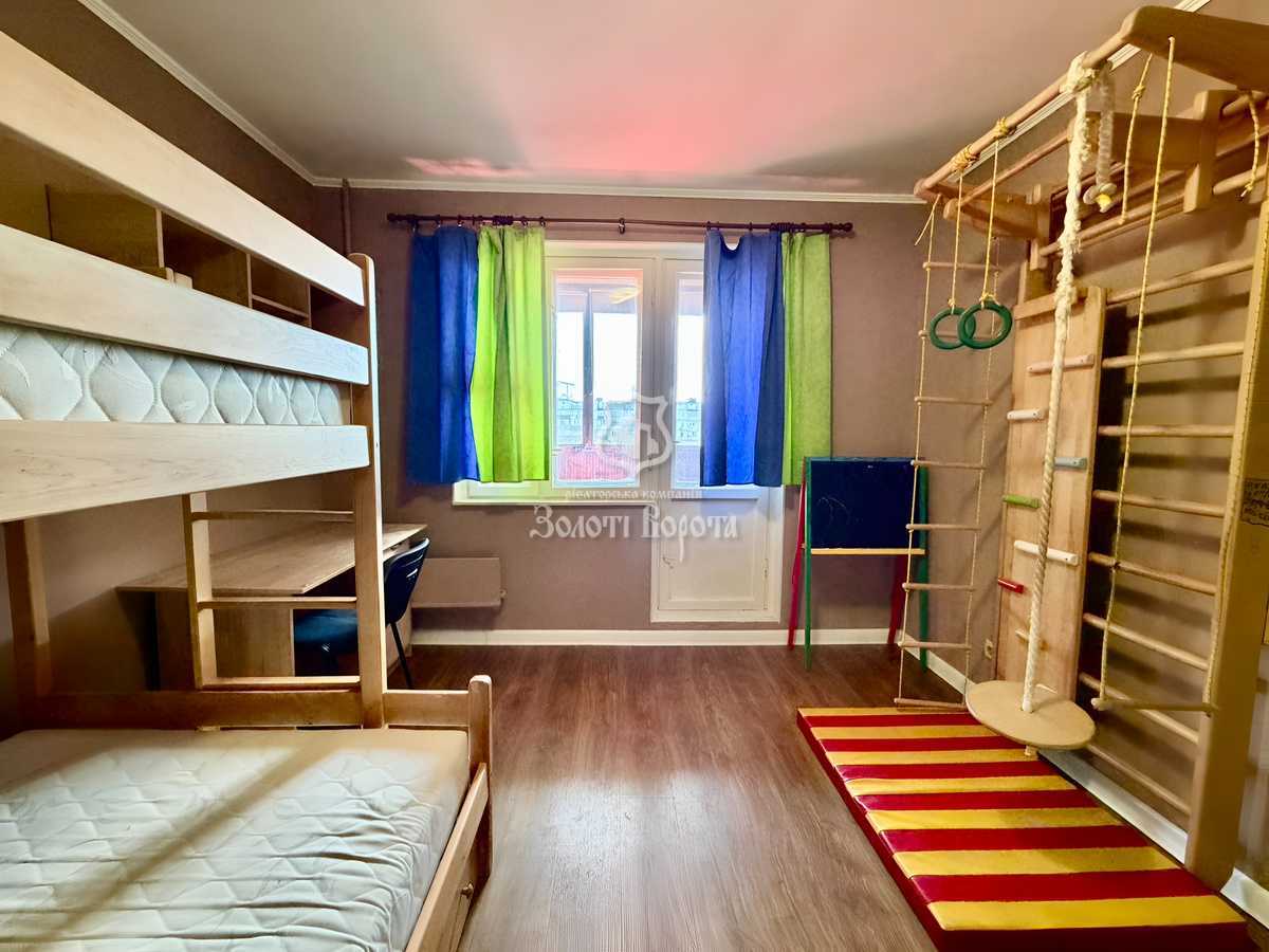 Продаж 2-кімнатної квартири 58 м², Миколи Закревського вул., 13