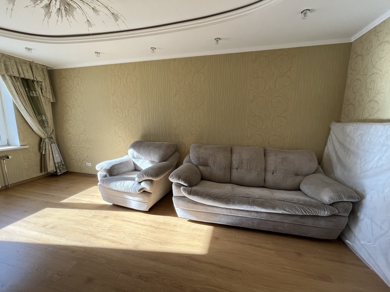 Продажа 1-комнатной квартиры 54.3 м², Драгоманова ул.