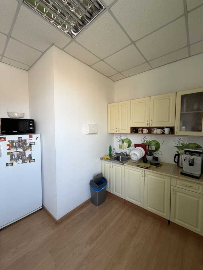 Оренда офісу 117.6 м², Нижній Вал вул., 15