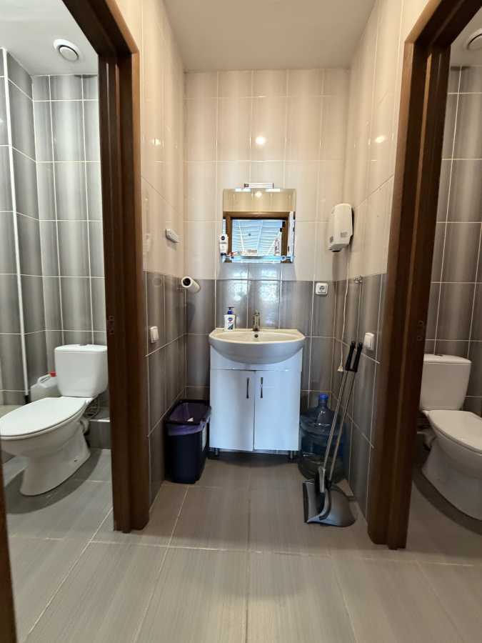 Оренда офісу 117.6 м², Нижній Вал вул., 15