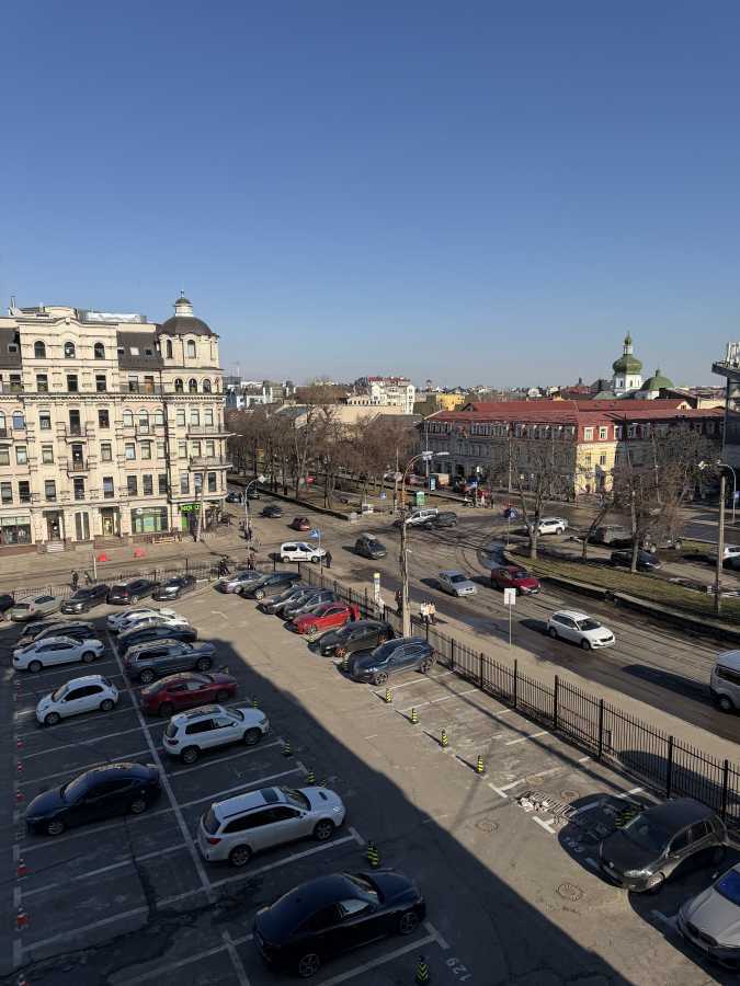 Оренда офісу 117.6 м², Нижній Вал вул., 15