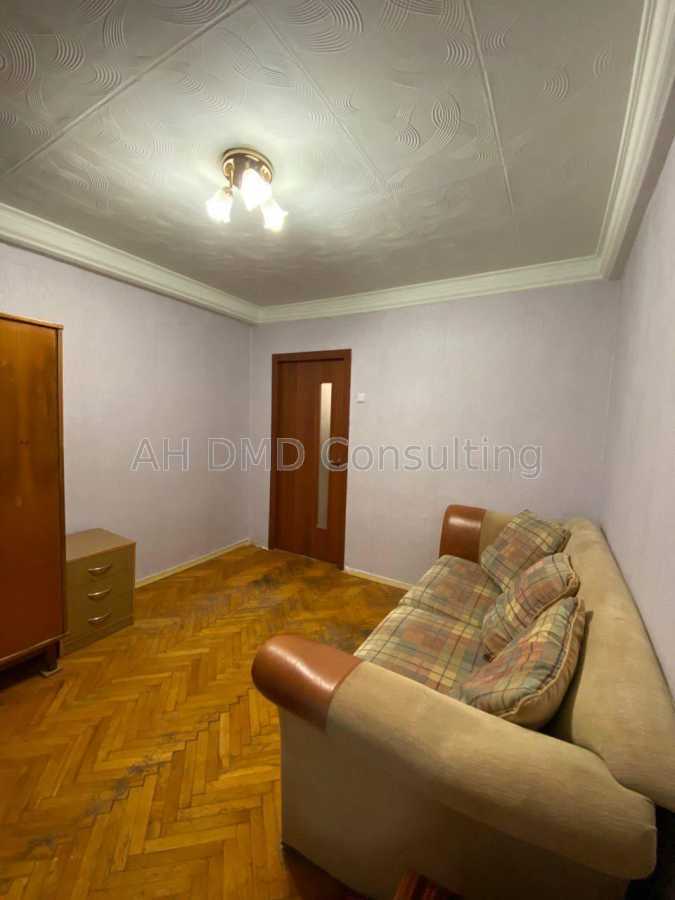 Продажа 2-комнатной квартиры 49.8 м², Зодчих ул., 66