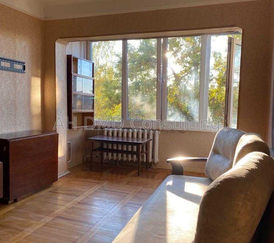 Продажа 2-комнатной квартиры 49.8 м², Зодчих ул., 66