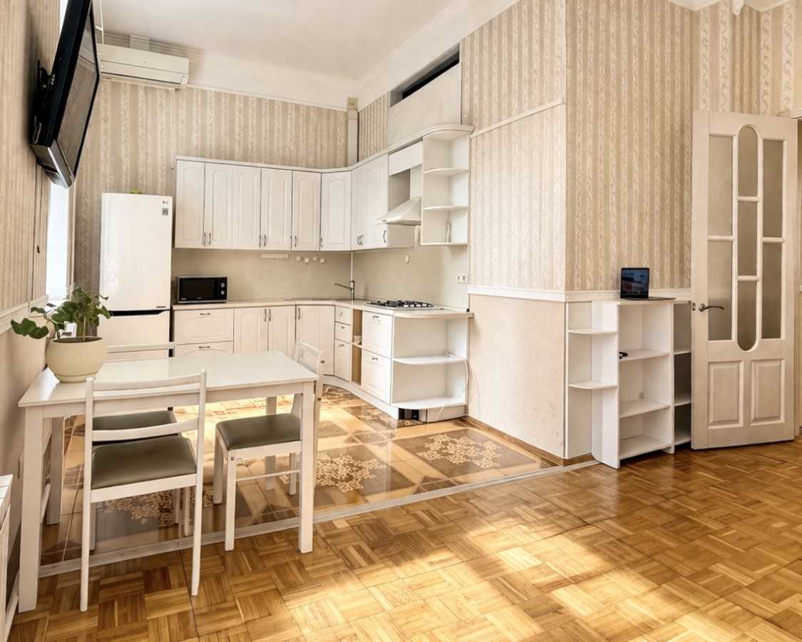 Продажа 3-комнатной квартиры 77 м², Саксаганского ул., 41В