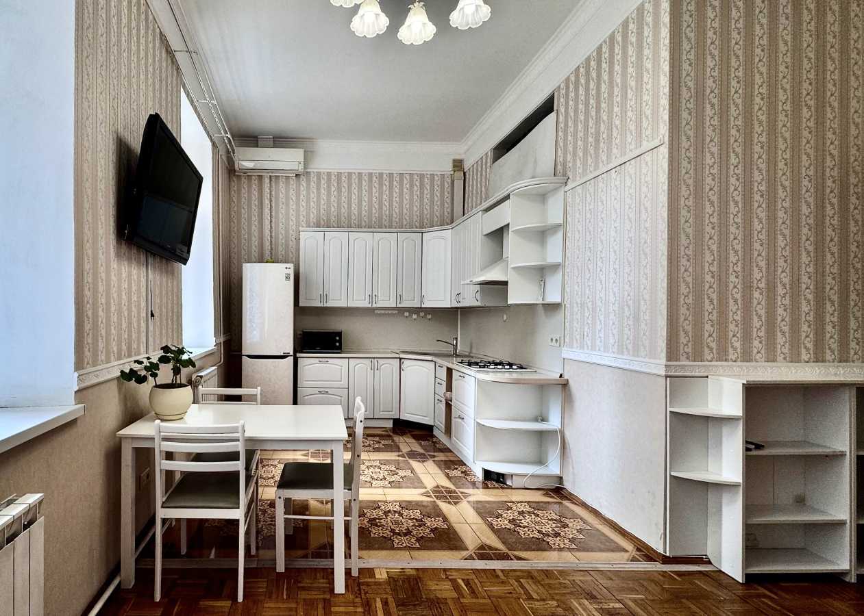 Продажа 3-комнатной квартиры 77 м², Саксаганского ул., 41В