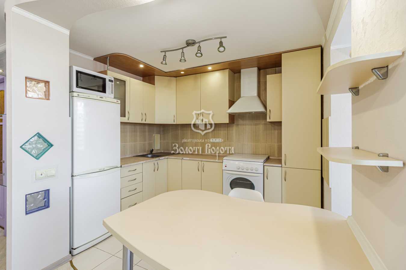 Продаж 2-кімнатної квартири 56 м², Миколи Пимоненка вул., 3