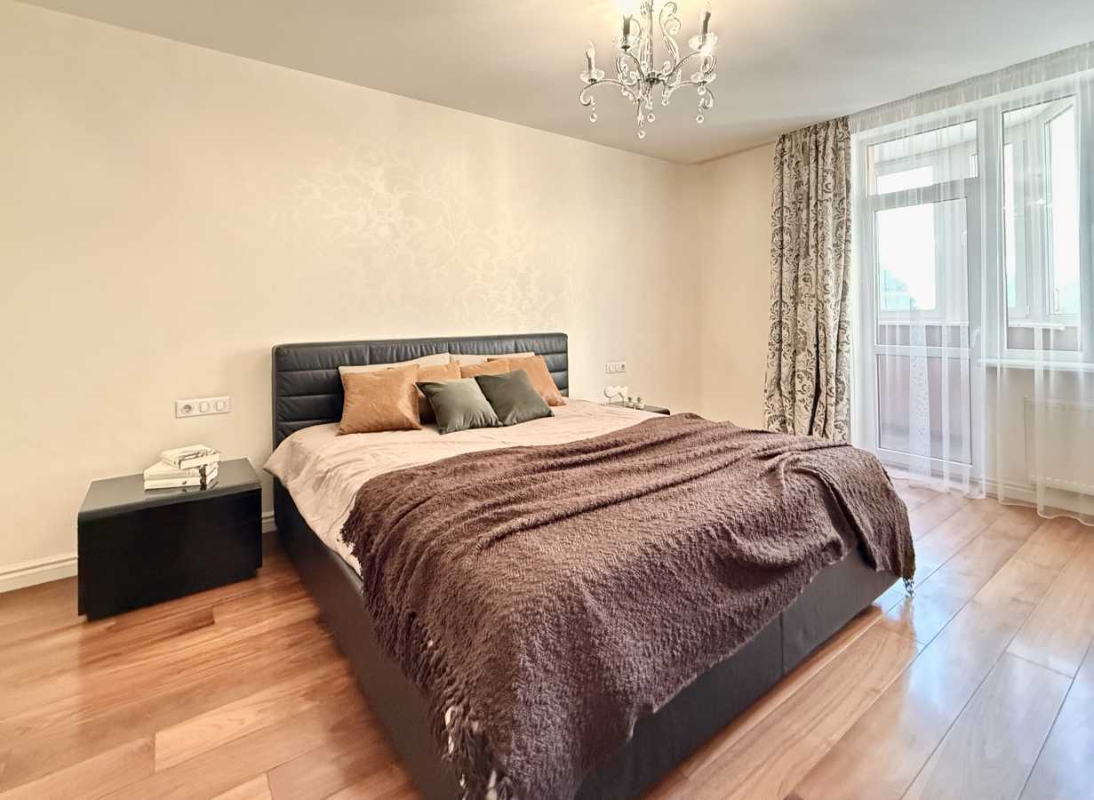 Продажа 3-комнатной квартиры 167.4 м², Голосеевский просп., 30Б