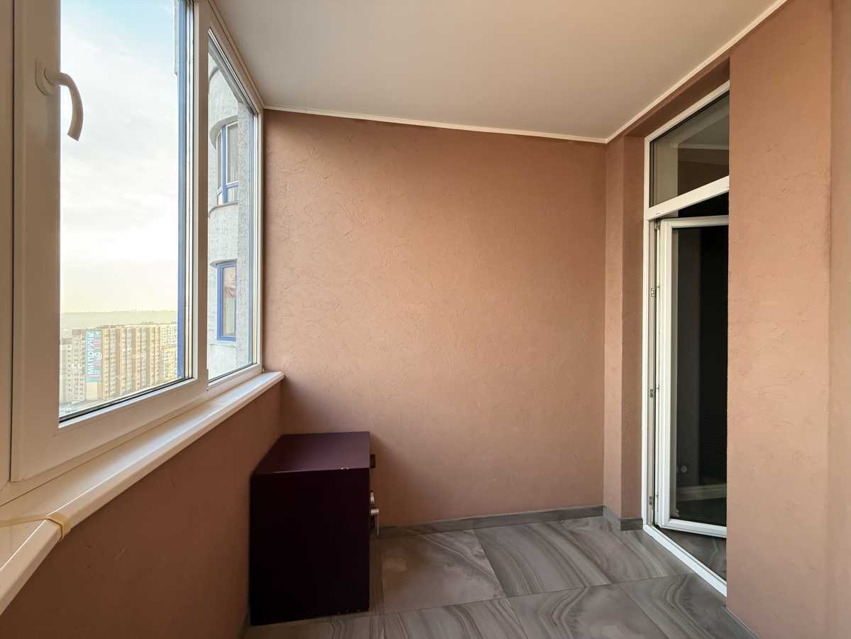 Продажа 3-комнатной квартиры 167.4 м², Голосеевский просп., 30Б
