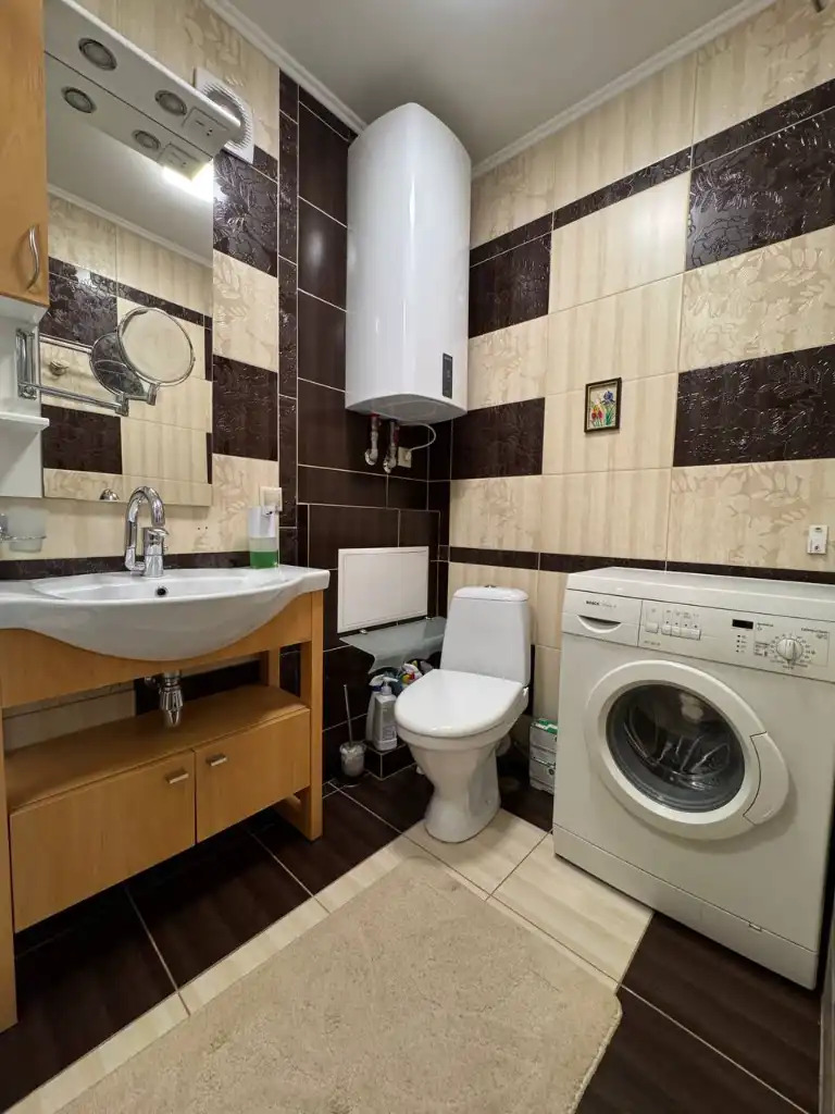 Продажа 2-комнатной квартиры 50 м², Мира просп., 65