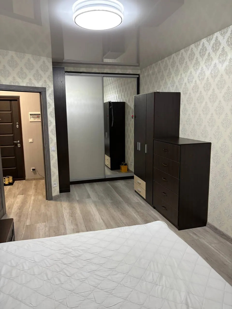 Оренда 2-кімнатної квартири 45 м², Днепровська Брама 2