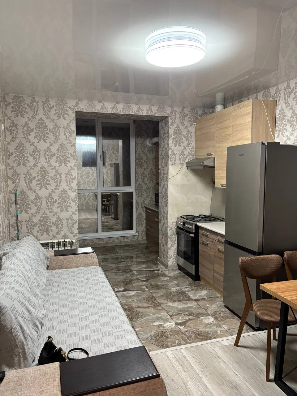 Оренда 2-кімнатної квартири 45 м², Днепровська Брама 2