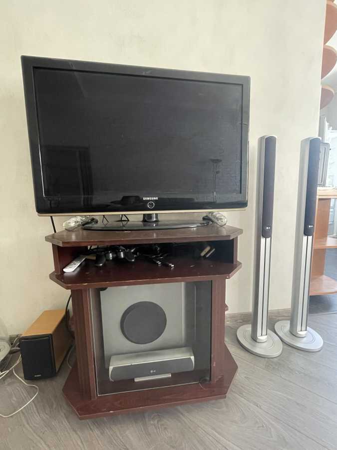 Оренда 1-кімнатної квартири 56 м², Нижній Вал вул., 33