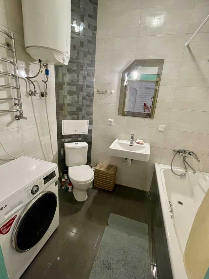 Оренда 1-кімнатної квартири 56 м², Нижній Вал вул., 33