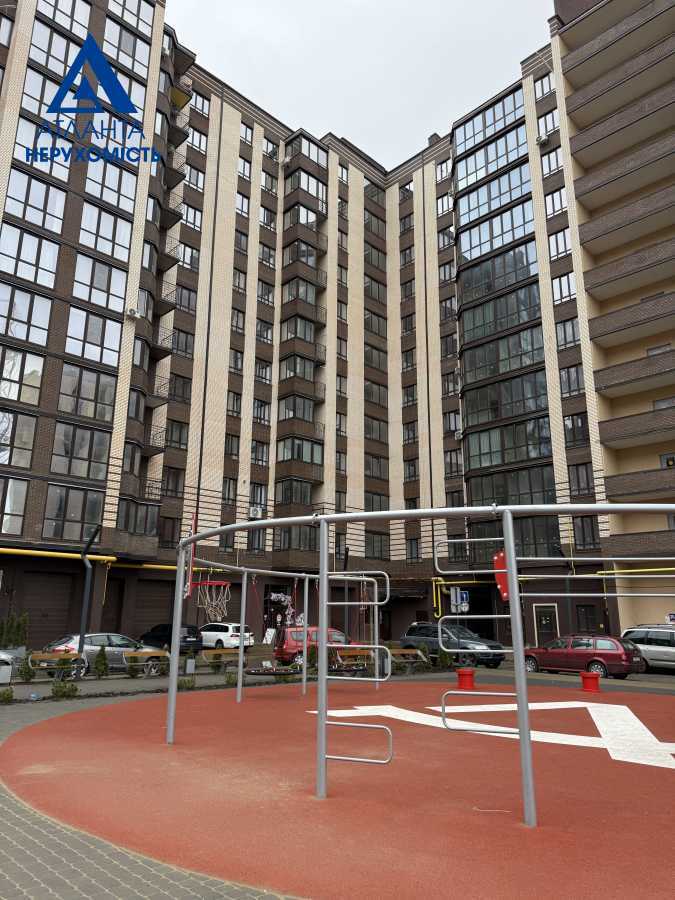 Продажа 2-комнатной квартиры 74 м², Ровенская ул., 25Е