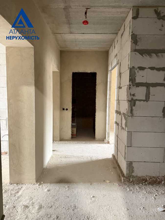 Продажа 2-комнатной квартиры 74 м², Ровенская ул., 25Е