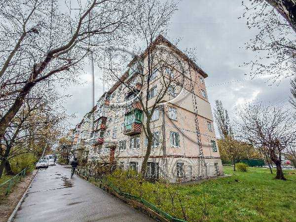 Продажа 1-комнатной квартиры 27 м², Ярослава Гашека бул., 10