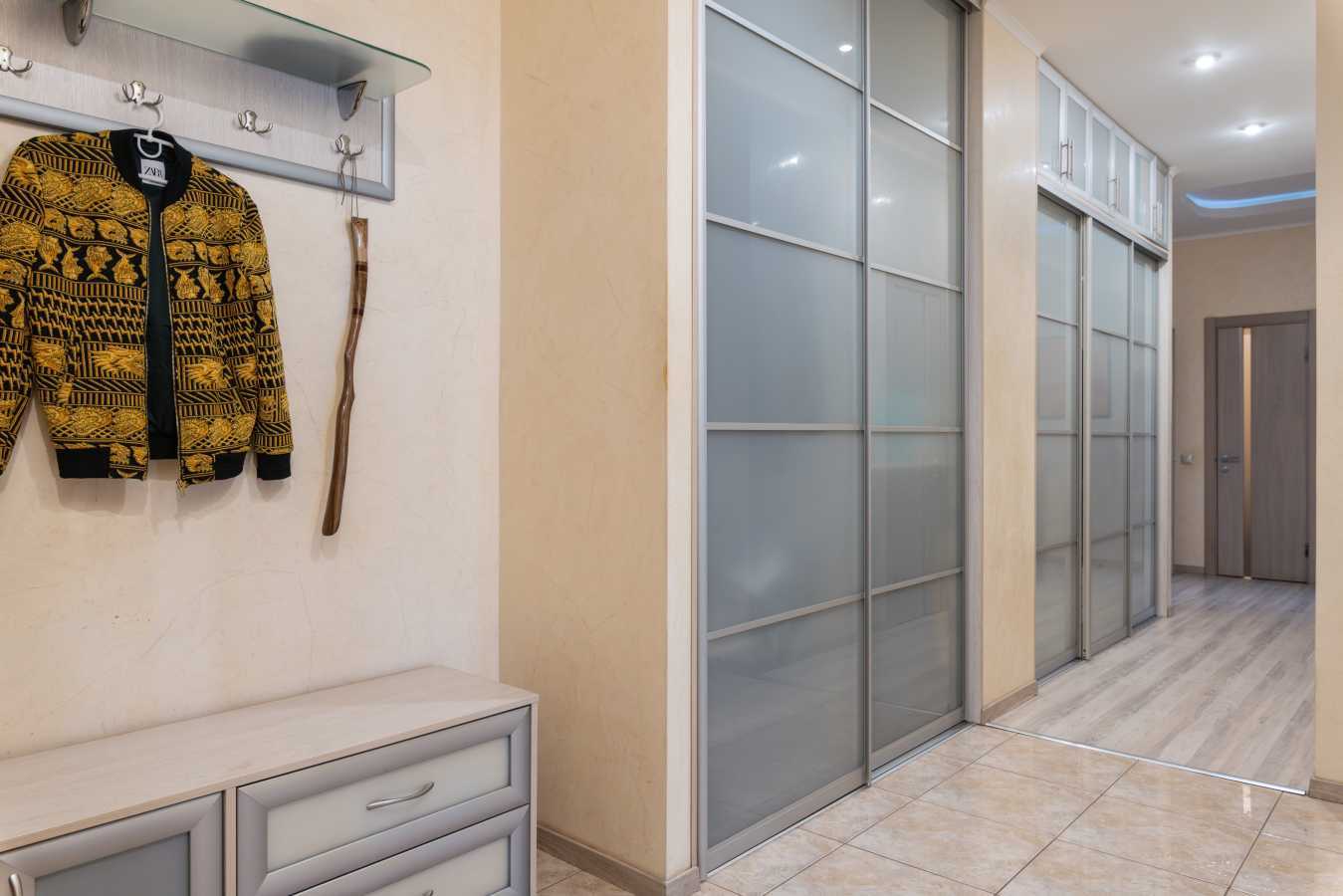 Продажа 3-комнатной квартиры 120 м², Маршала Тимошенко ул., 21