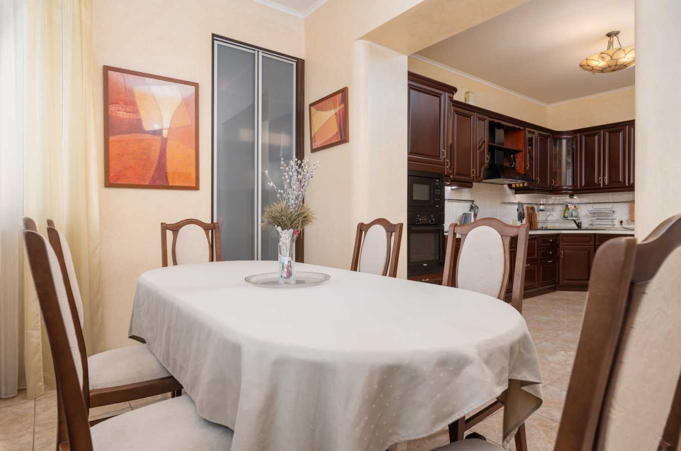 Продажа 3-комнатной квартиры 120 м², Маршала Тимошенко ул., 21