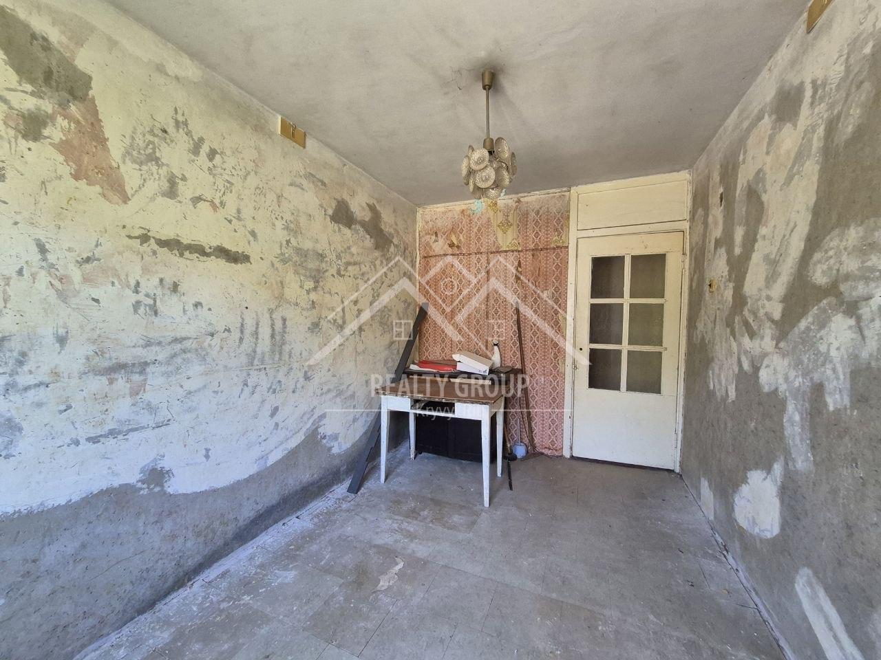 Продажа 2-комнатной квартиры 43.1 м², Харитонова ул., Кривий Ріг