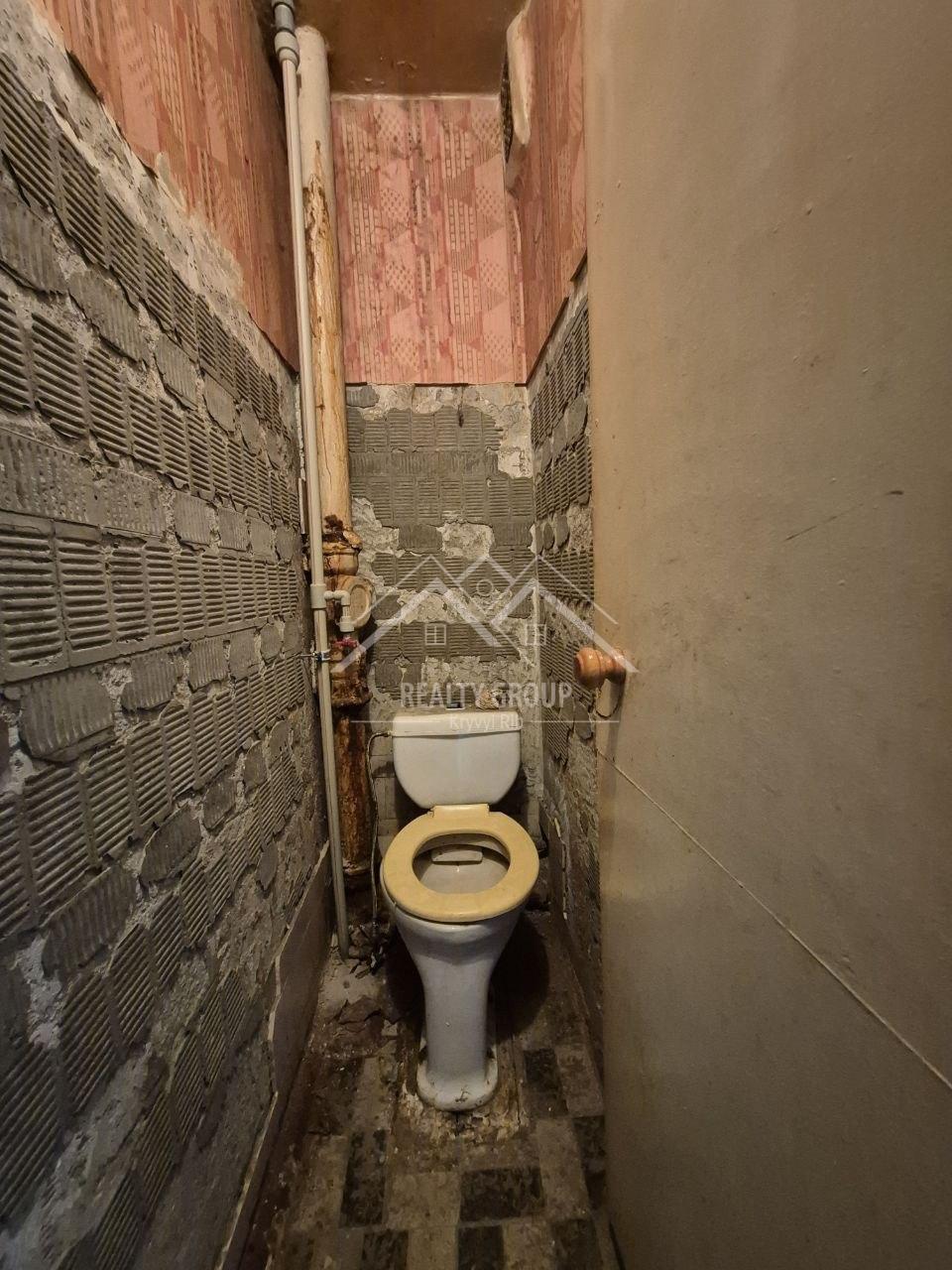 Продажа 2-комнатной квартиры 43.1 м², Харитонова ул., Кривий Ріг