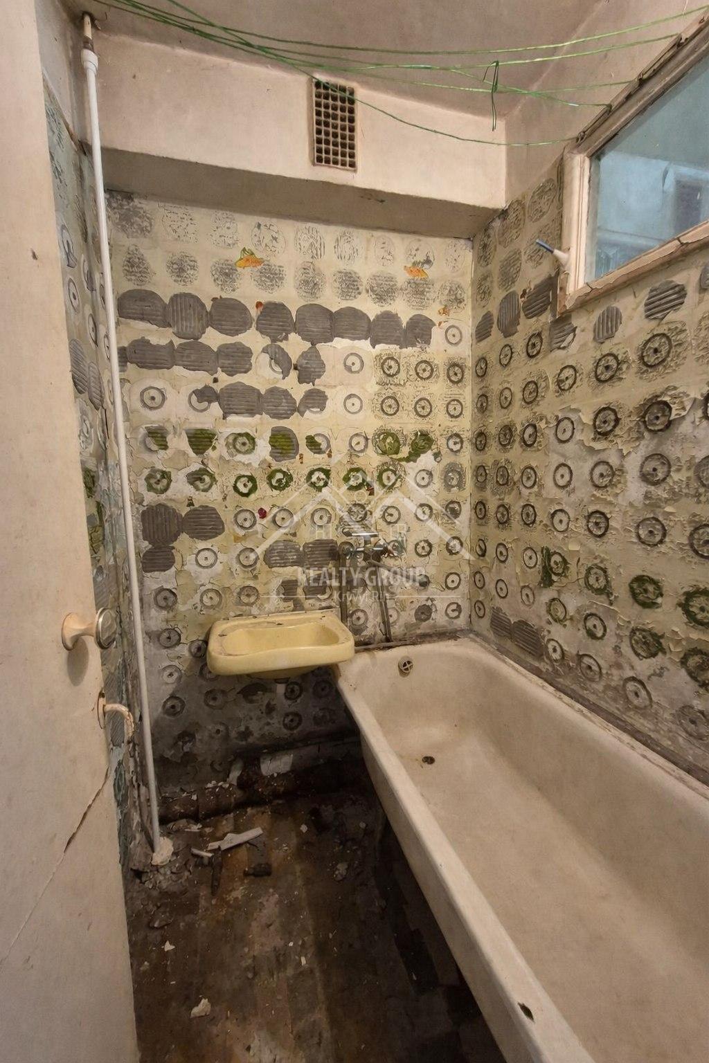 Продажа 2-комнатной квартиры 43.1 м², Харитонова ул., Кривий Ріг