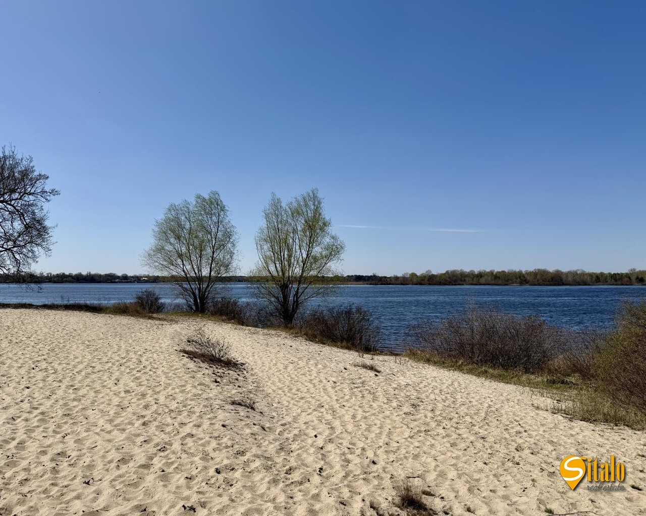 Продажа участка под индивидуальное жилое строительство 68 соток, 1-я Озерная ул.