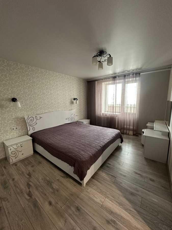 Продажа 3-комнатной квартиры 88 м², Петра Григоренко просп., 33/44